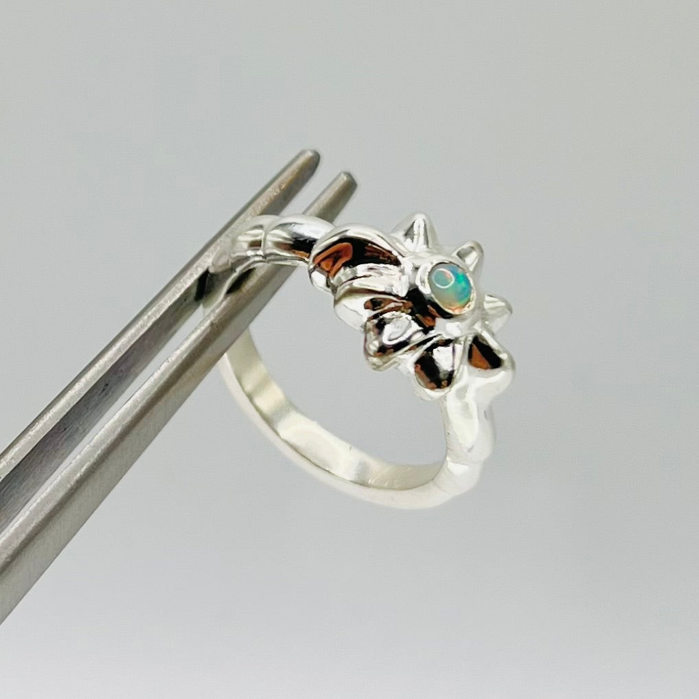 Flower Onyx Ring [WM-RG052] | warmth ONLINE SHOP
